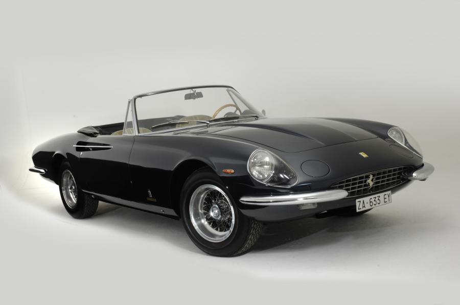  Ferrari 365 California 1966 года  (фото 1 из 30)